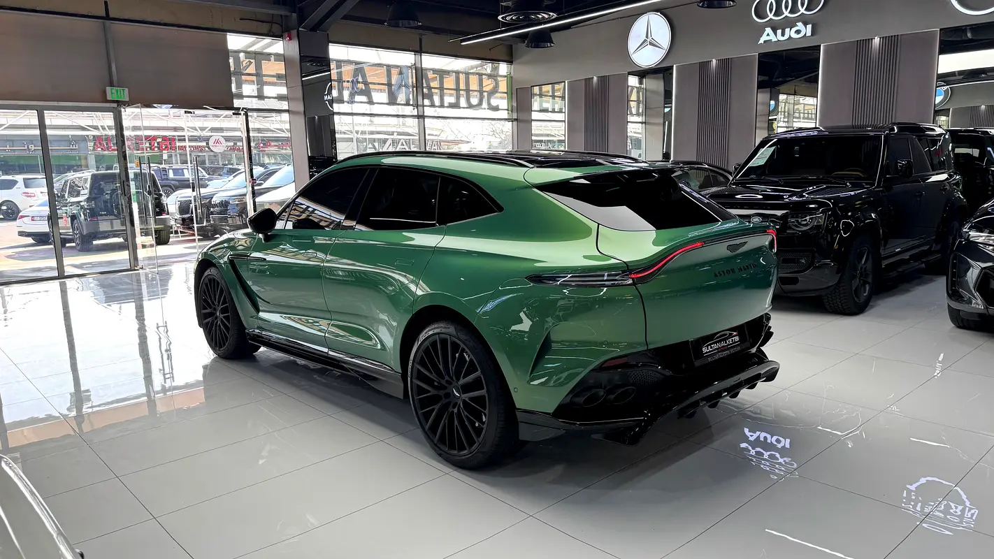 ASTON MARTIN DBX 707 2024 - photo 3 - Import Émirats | International Cars