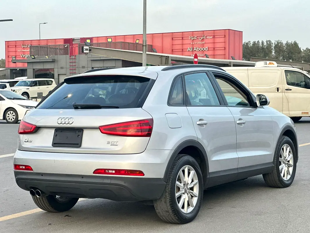AUDI Q3 2.0 TFSI quattro 2013 - photo 5 - Import Émirats | International Cars