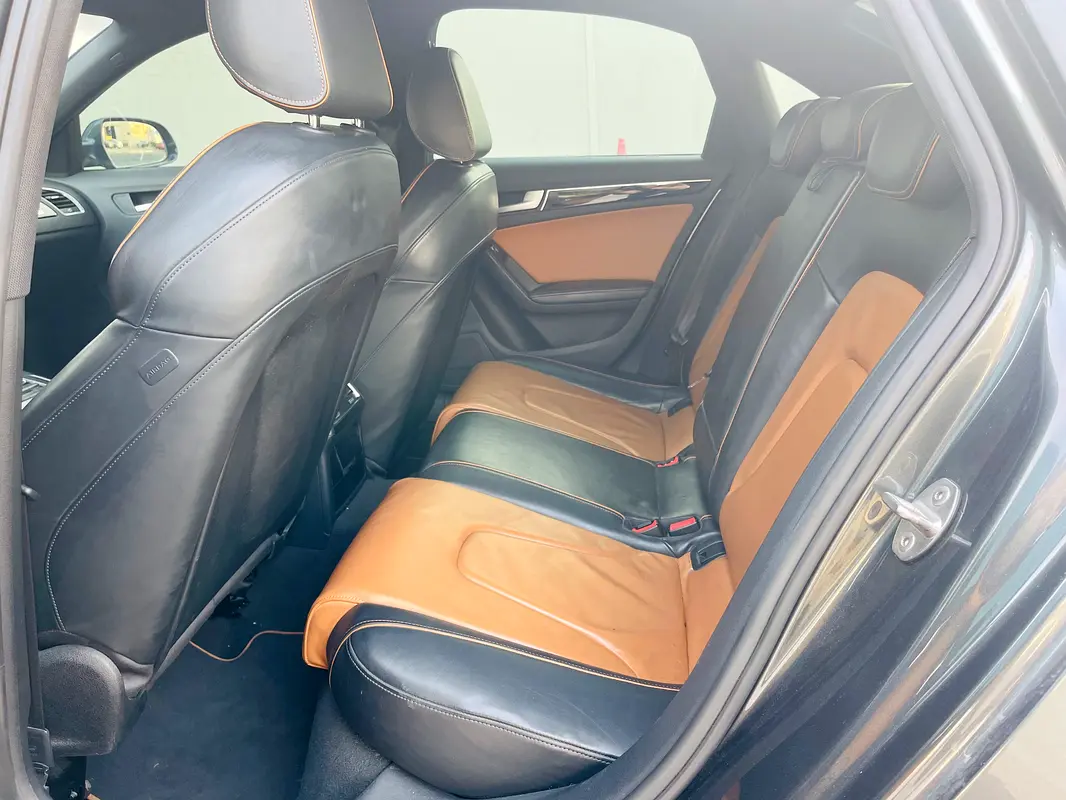 AUDI A4 2.0 TFSI Quattro S 2013 - photo 8 - Import Émirats | International Cars