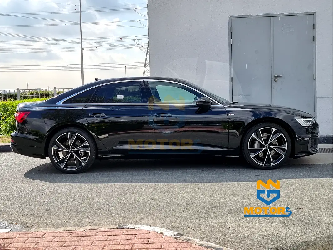 AUDI A6 35 TFSI 2022 - photo 5 - Import Émirats | International Cars