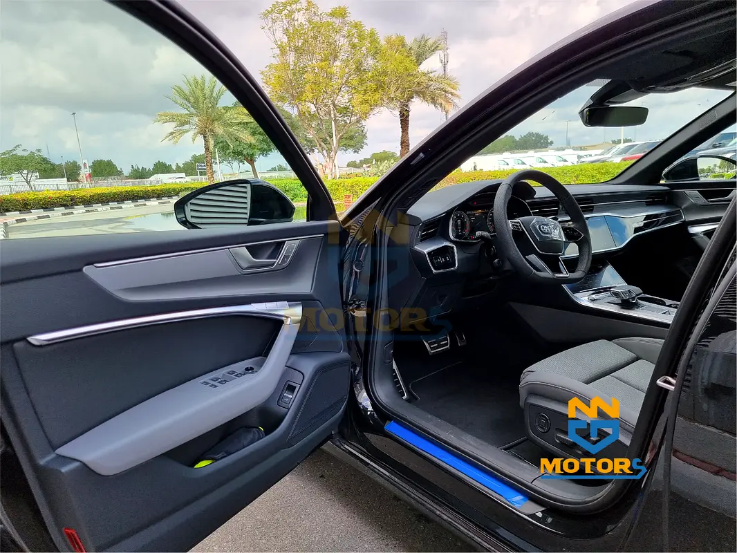 AUDI A6 35 TFSI 2022 - photo 9 - Import Émirats | International Cars