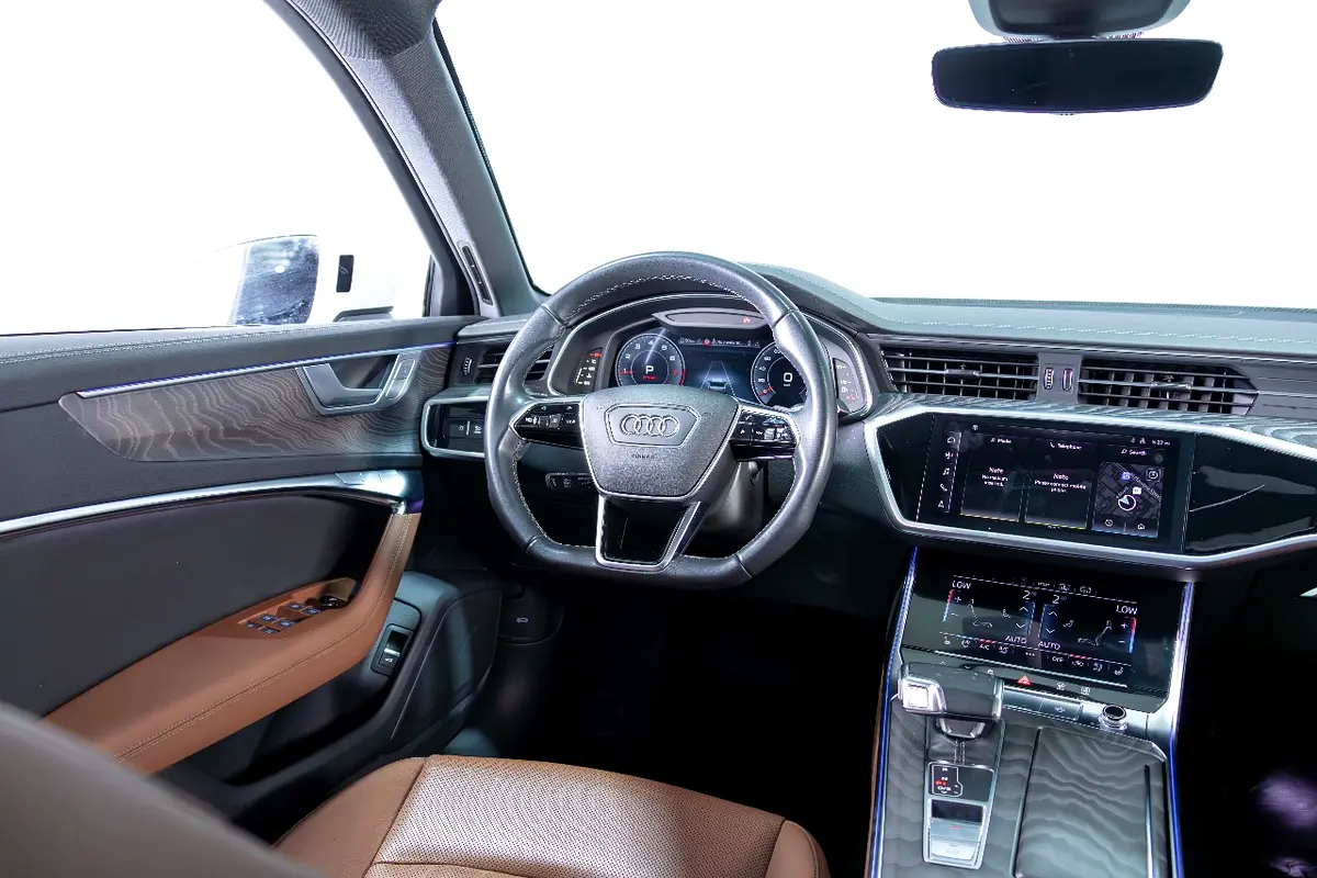 AUDI A6 S-line 2024 - photo 12 - Import Émirats | International Cars