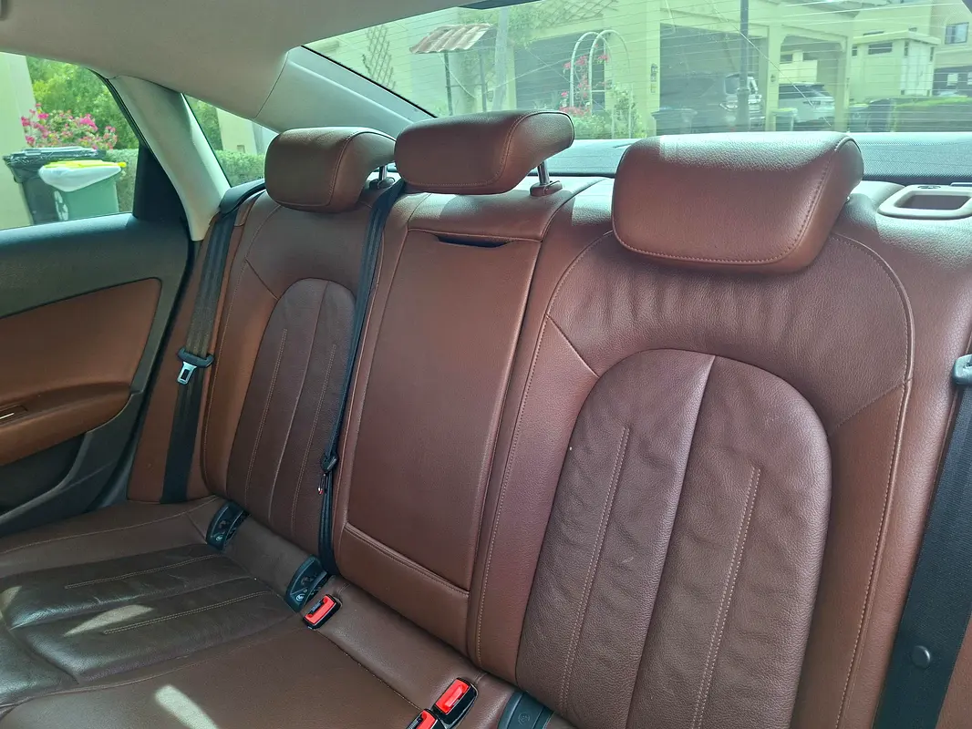 AUDI A6 35 TFSI 2018 - photo 12 - Import Émirats | International Cars