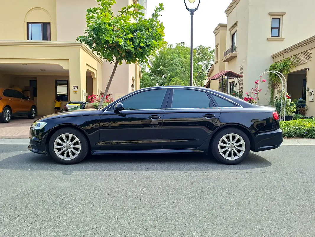 AUDI A6 35 TFSI 2018 - photo 5 - Import Émirats | International Cars