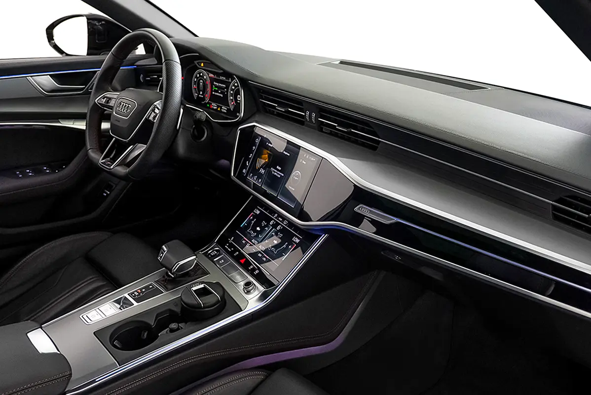 AUDI A6 40 TFSI 2024 - photo 11 - Import Émirats | International Cars