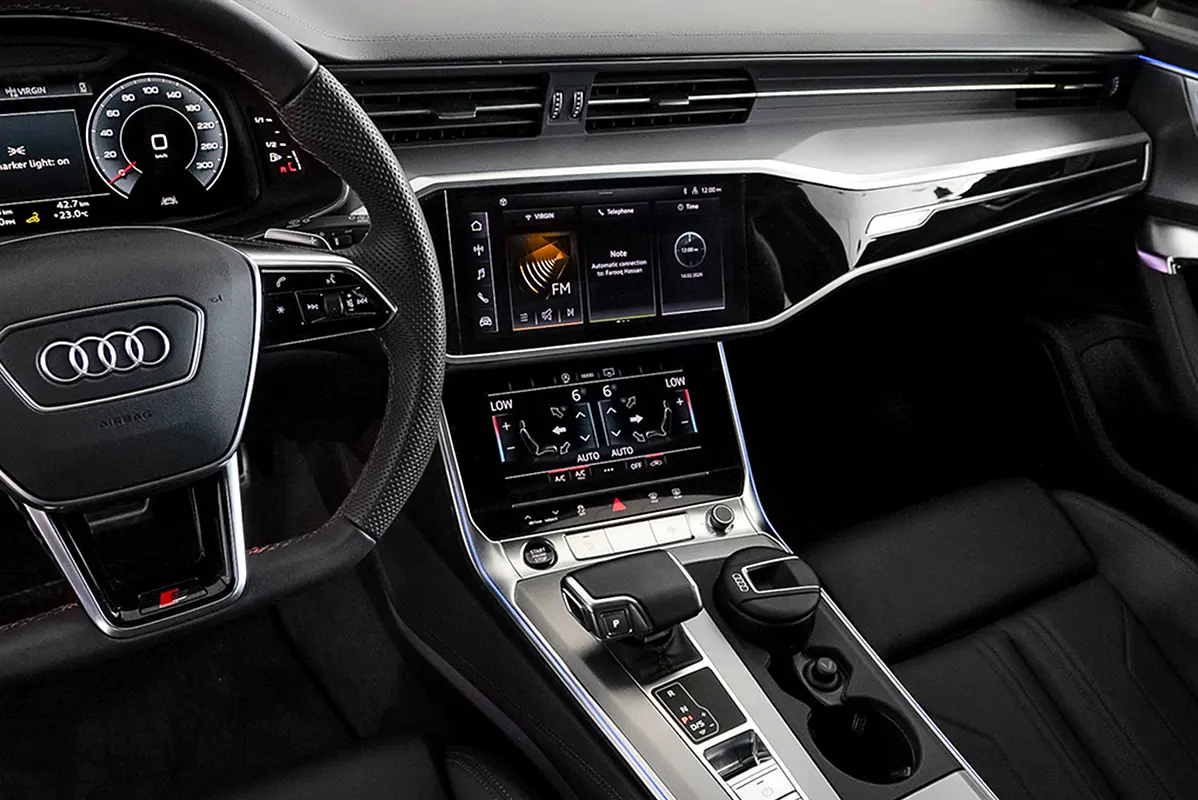 AUDI A6 40 TFSI 2024 - photo 9 - Import Émirats | International Cars