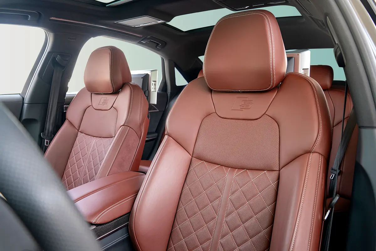 AUDI A8 55 TFSI Quattro 2023 - photo 6 - Import Émirats | International Cars