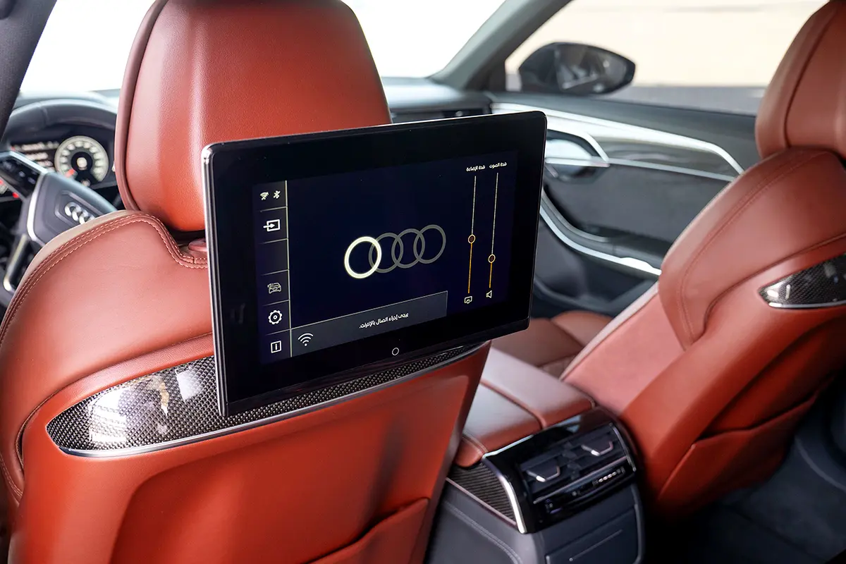 AUDI A8 55 TFSI Quattro 2023 - photo 7 - Import Émirats | International Cars