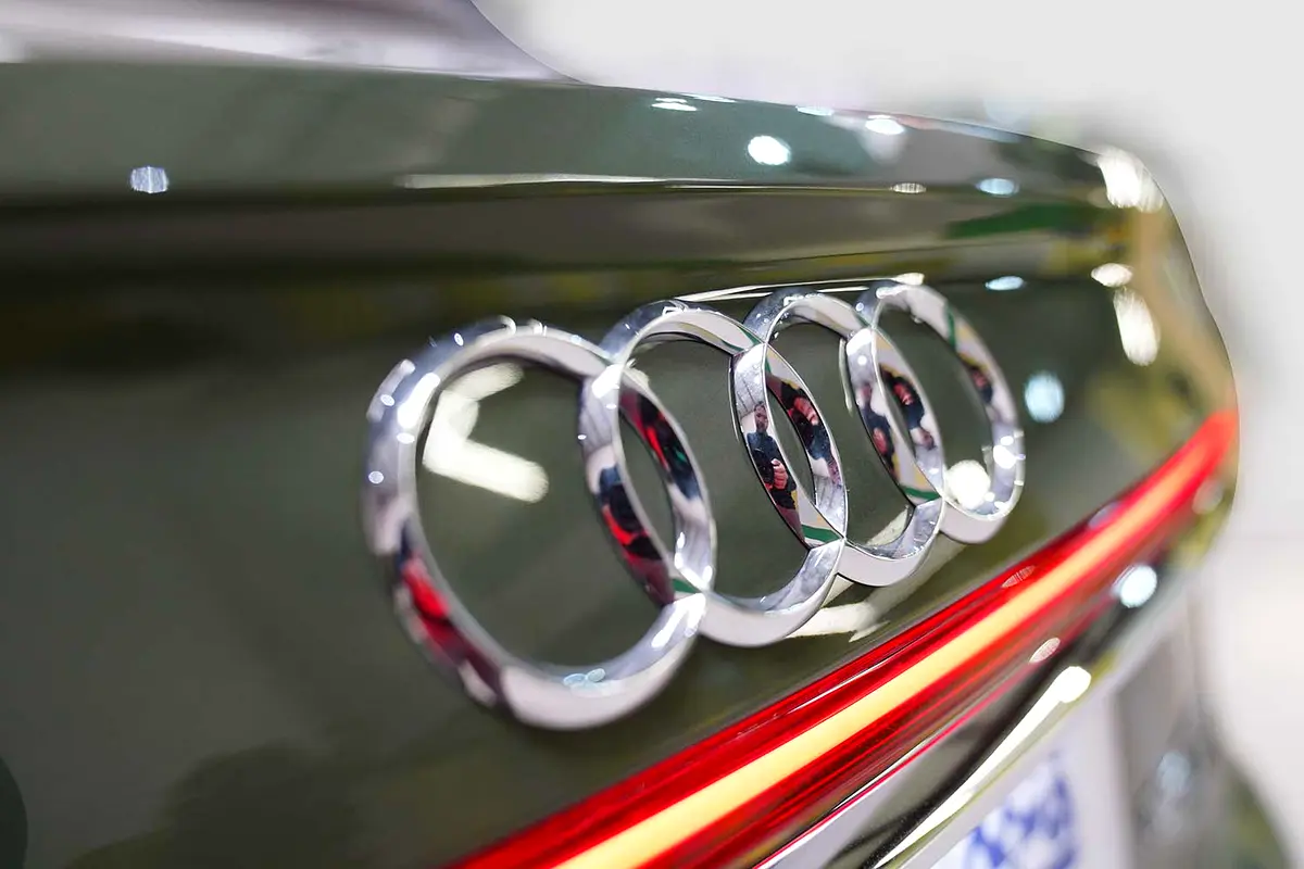 AUDI A8 55 TFSI Quattro 2023 - photo 12 - Import Émirats | International Cars