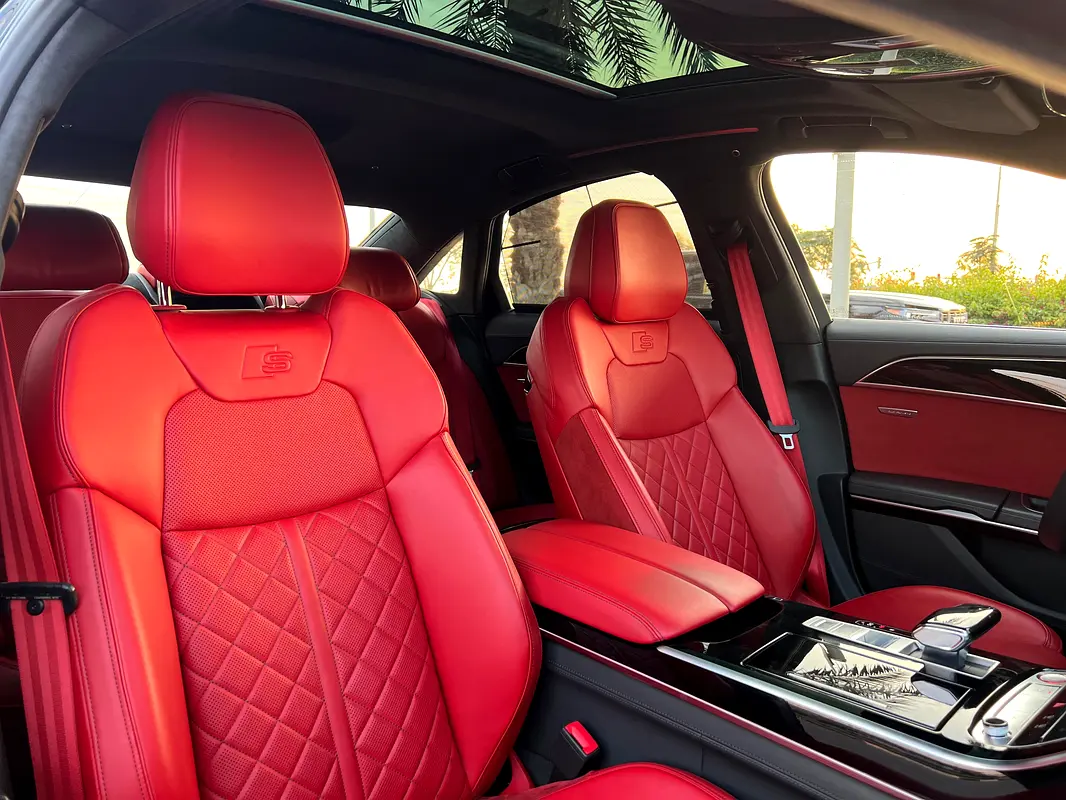 AUDI S8 4.0 TFSI quattro 2020 - photo 11 - Import Émirats | International Cars