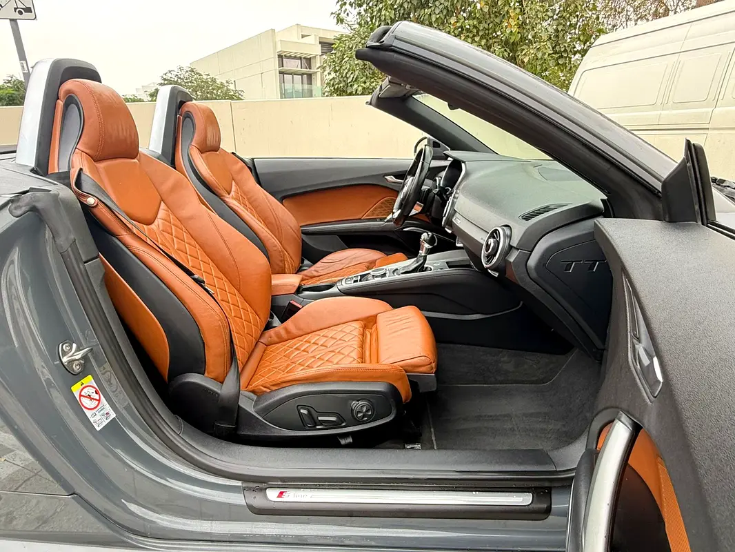 AUDI TT 45 TFSI S line Package 2016 - photo 10 - Import Émirats | International Cars