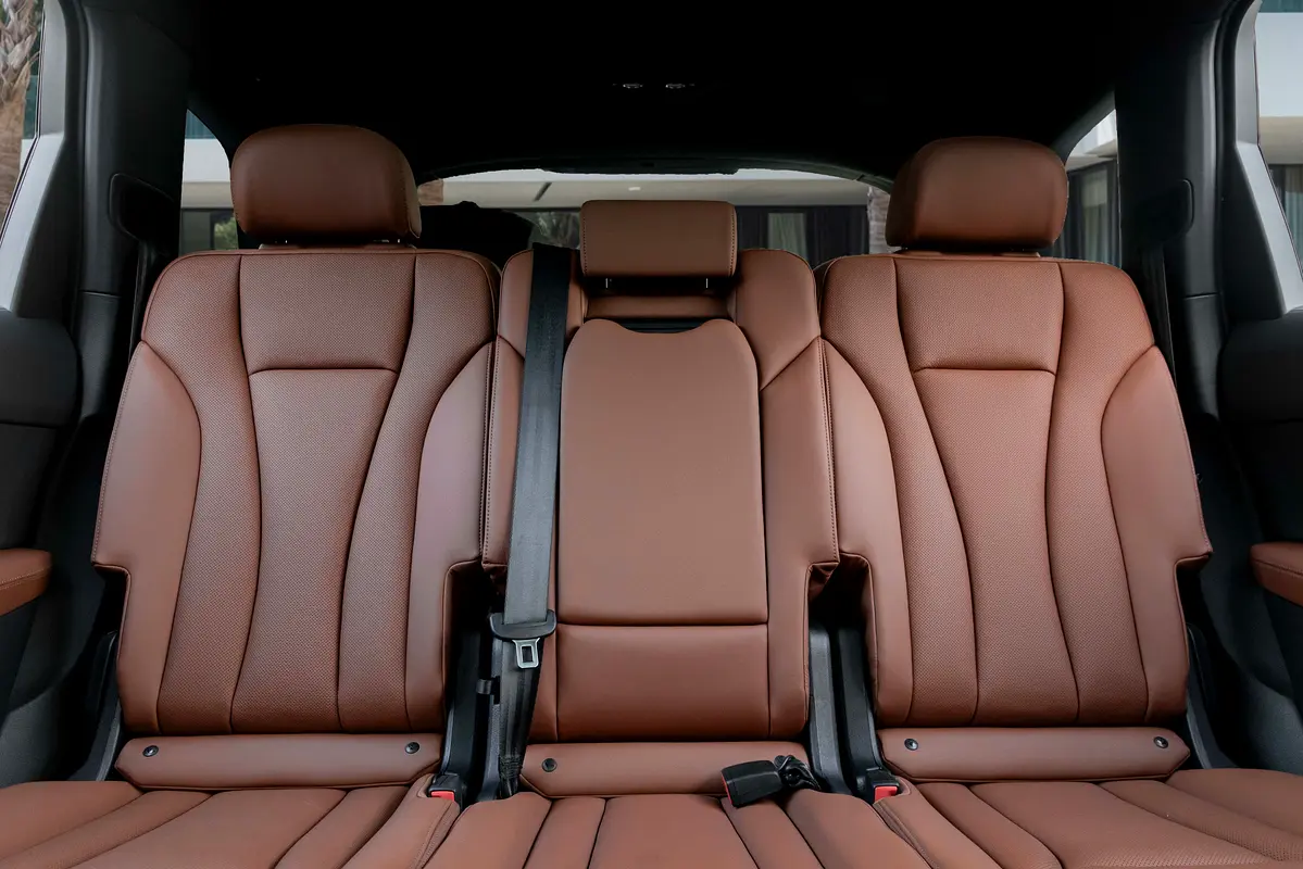 AUDI Q7 Other 2025 - photo 12 - Import Émirats | International Cars