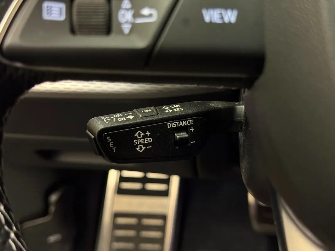 AUDI Q7 55 TFSI quattro 2024 - photo 11 - Import Émirats | International Cars