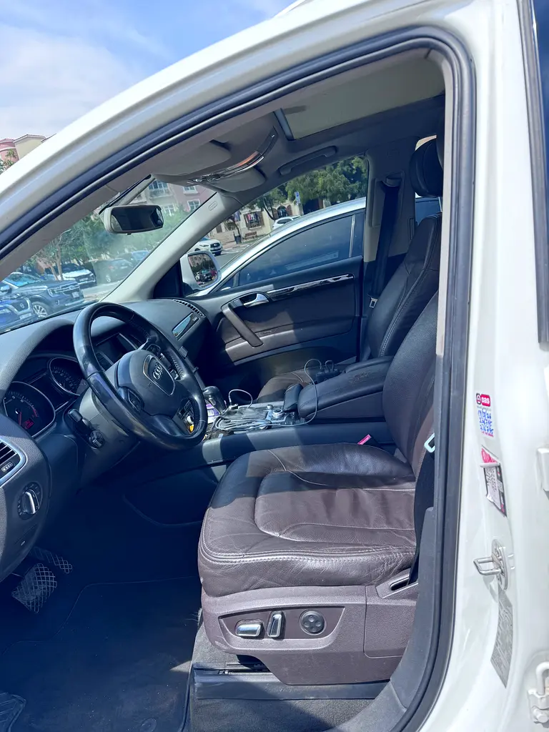 AUDI Q7 3.6 FSI quattro 2010 - photo 3 - Import Émirats | International Cars