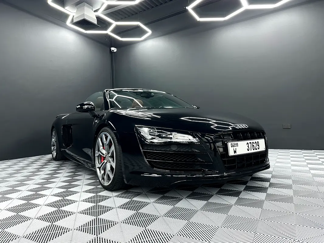 AUDI R8 Spyder 2012