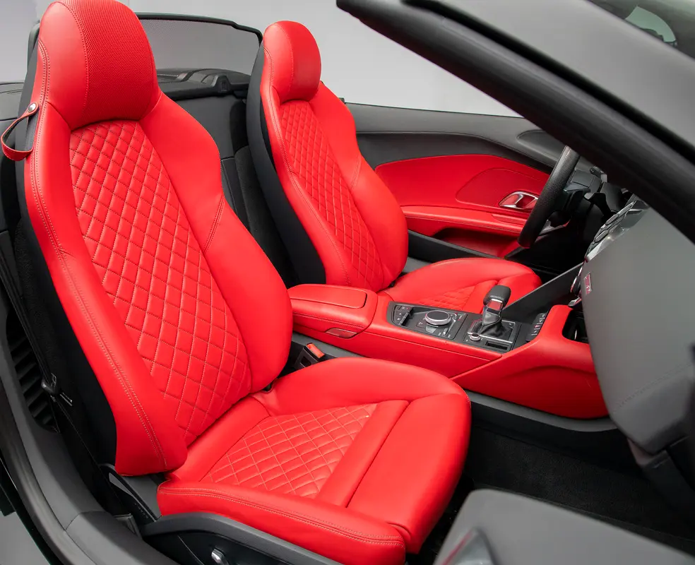 AUDI R8 Spyder 2021 - photo 11 - Import Émirats | International Cars