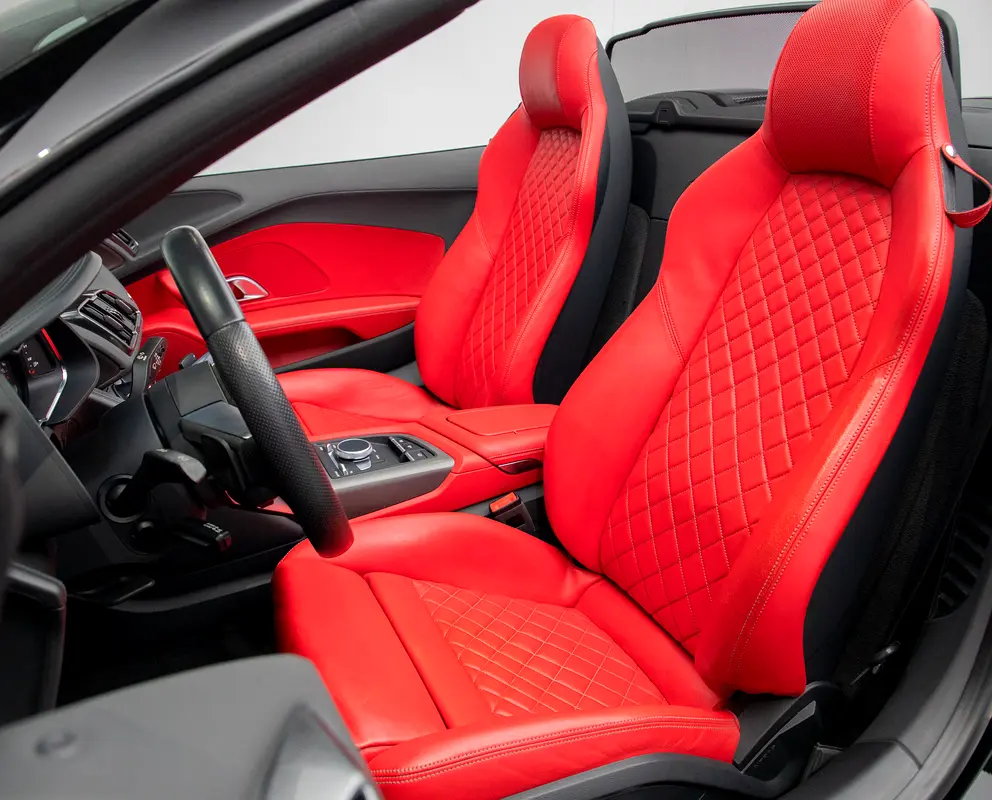 AUDI R8 Spyder 2021 - photo 9 - Import Émirats | International Cars