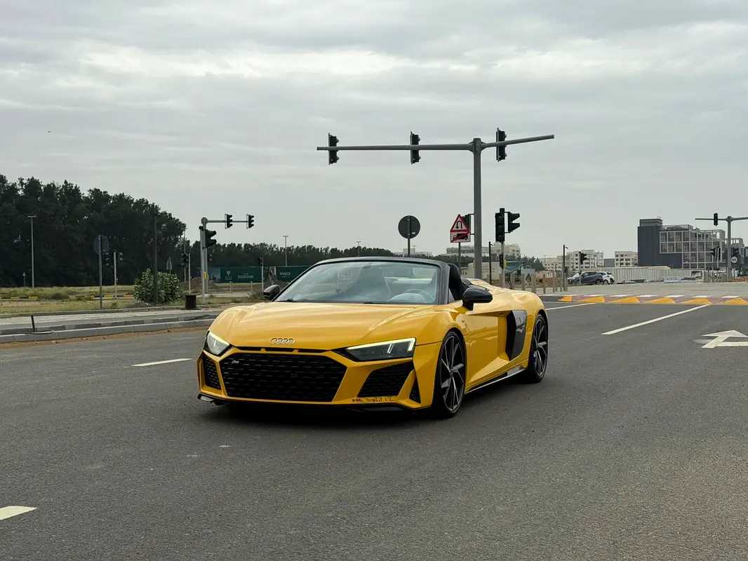 AUDI R8 V10 FSI quattro 2021 - photo 3 - Import Émirats | International Cars