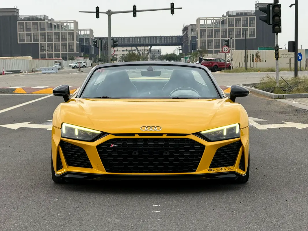 AUDI R8 V10 FSI quattro 2021 - photo 4 - Import Émirats | International Cars