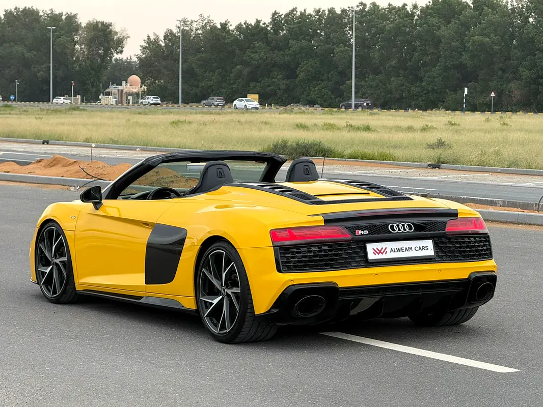 AUDI R8 V10 FSI quattro 2021 - photo 6 - Import Émirats | International Cars