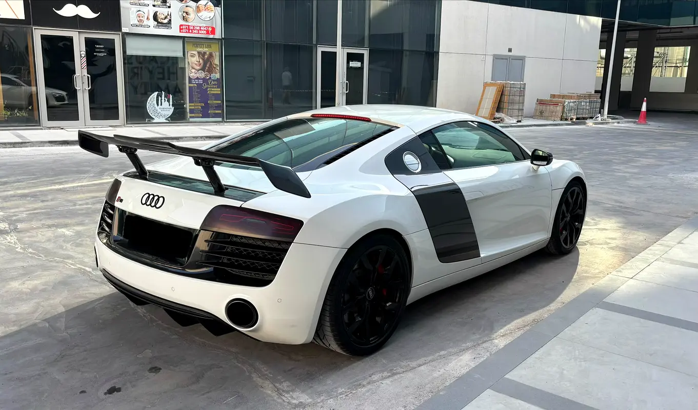 AUDI R8 V8 FSI 2015 - photo 9 - Import Émirats | International Cars