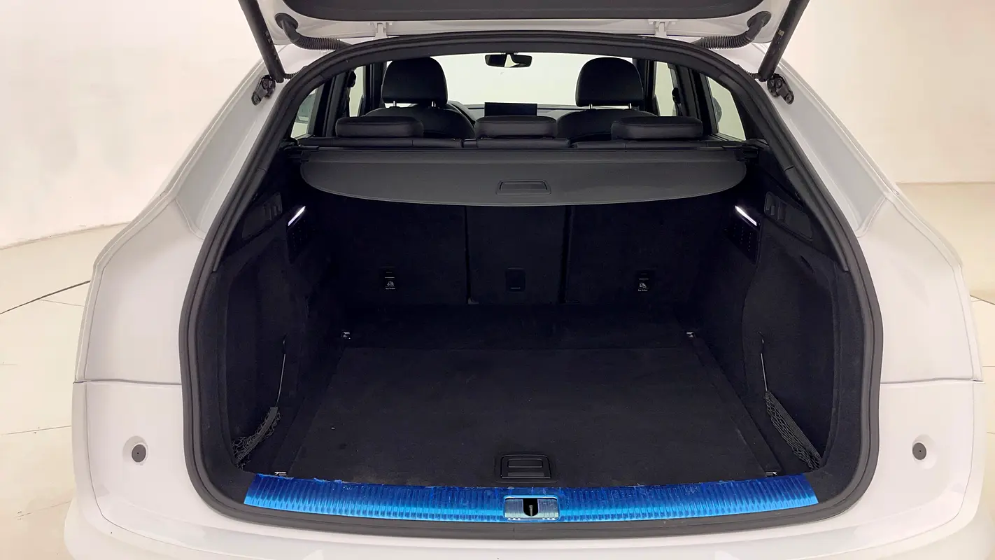 AUDI Q5 45 TFSI quattro S line 2025 - photo 11 - Import Émirats | International Cars