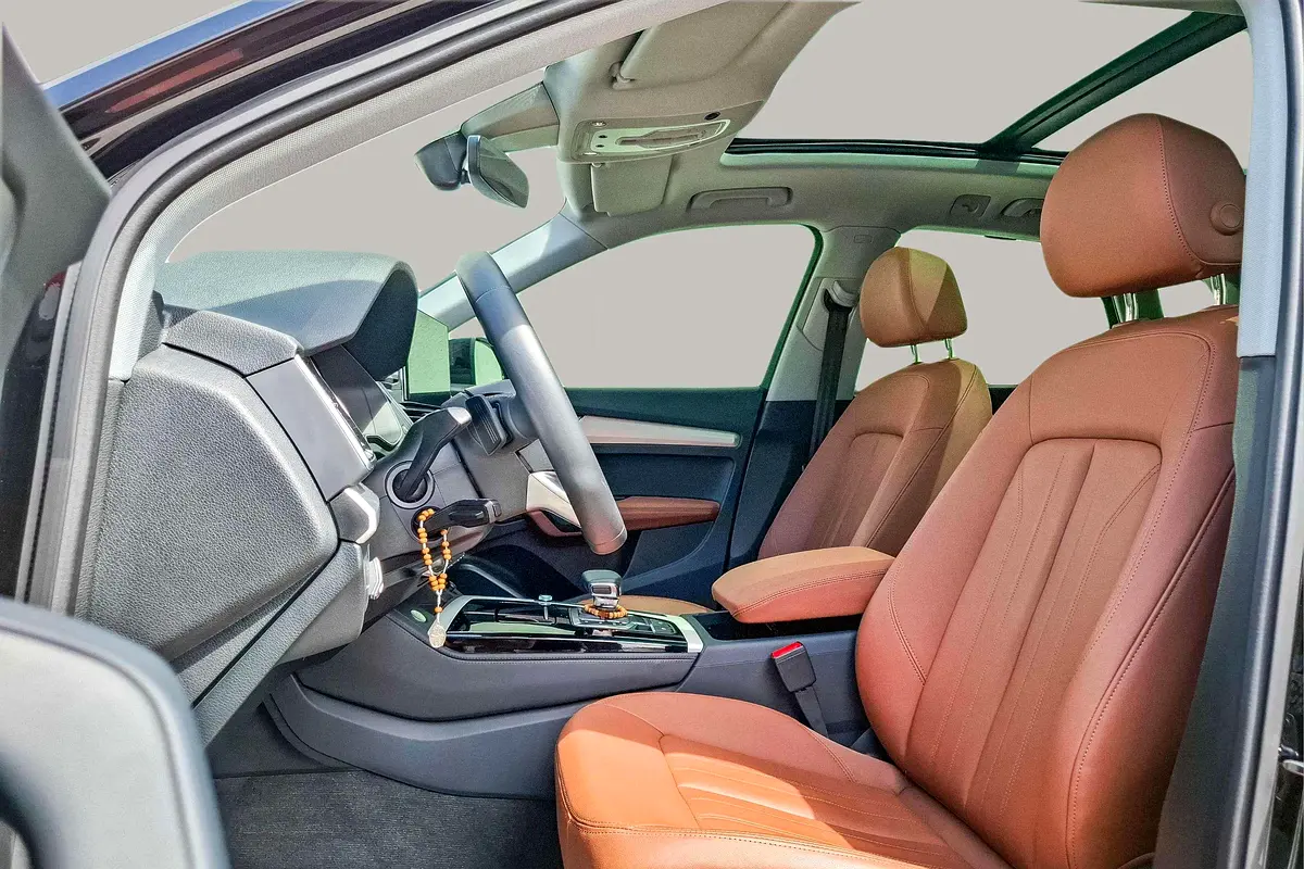 AUDI Q5 2.0 TFSI Quattro Tiptronic 2024 - photo 11 - Import Émirats | International Cars