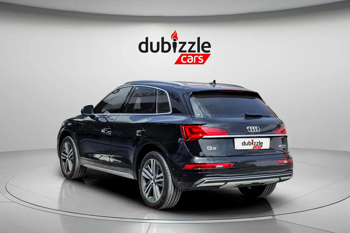 AUDI Q5 2.0 TFSI Quattro Tiptronic 2024 - photo 8 - Import Émirats | International Cars