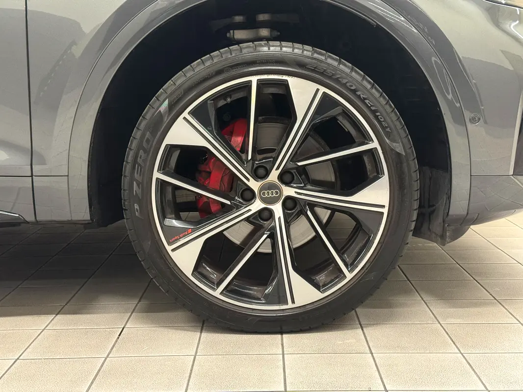 AUDI Q5 45 TFSI quattro 2024 - photo 7 - Import Émirats | International Cars