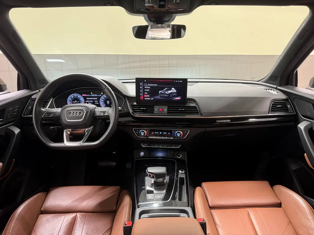 AUDI Q5 45 TFSI quattro 2024 - photo 8 - Import Émirats | International Cars