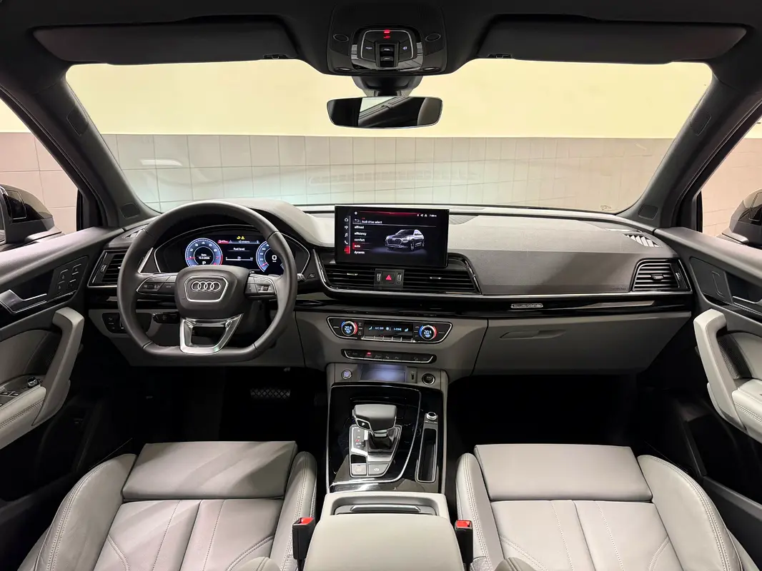 AUDI Q5 45 TFSI quattro 2024 - photo 8 - Import Émirats | International Cars