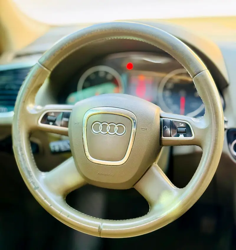 AUDI Q5 45 TFSI quattro S line 2012 - photo 12 - Import Émirats | International Cars