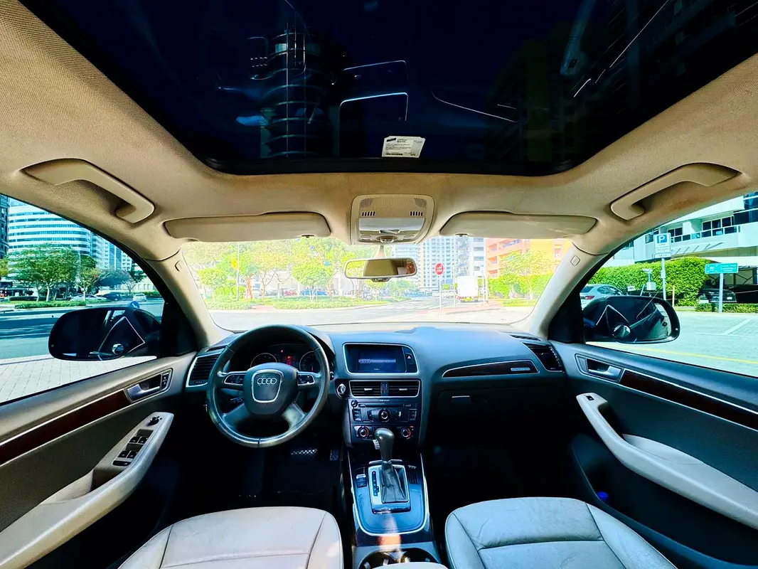 AUDI Q5 45 TFSI quattro S line 2012 - photo 9 - Import Émirats | International Cars