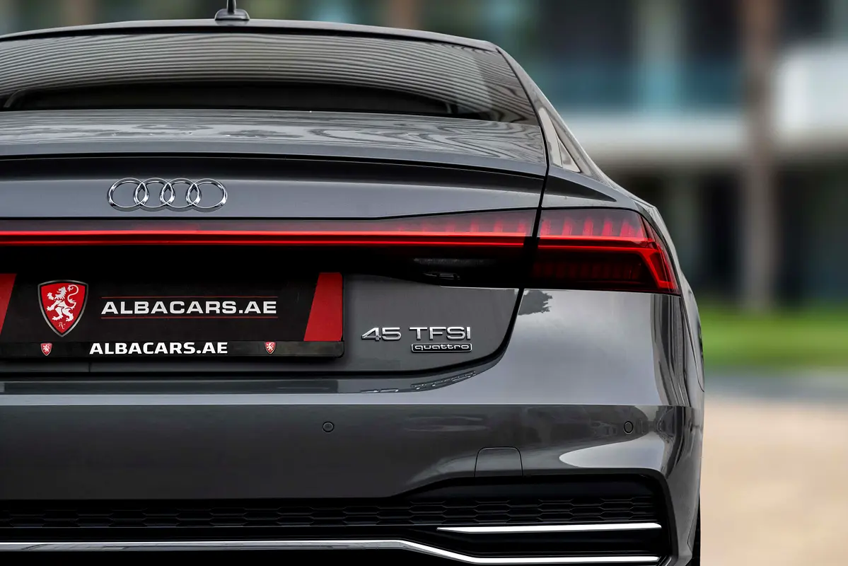 AUDI A7 S-line 2025 - photo 6 - Import Émirats | International Cars
