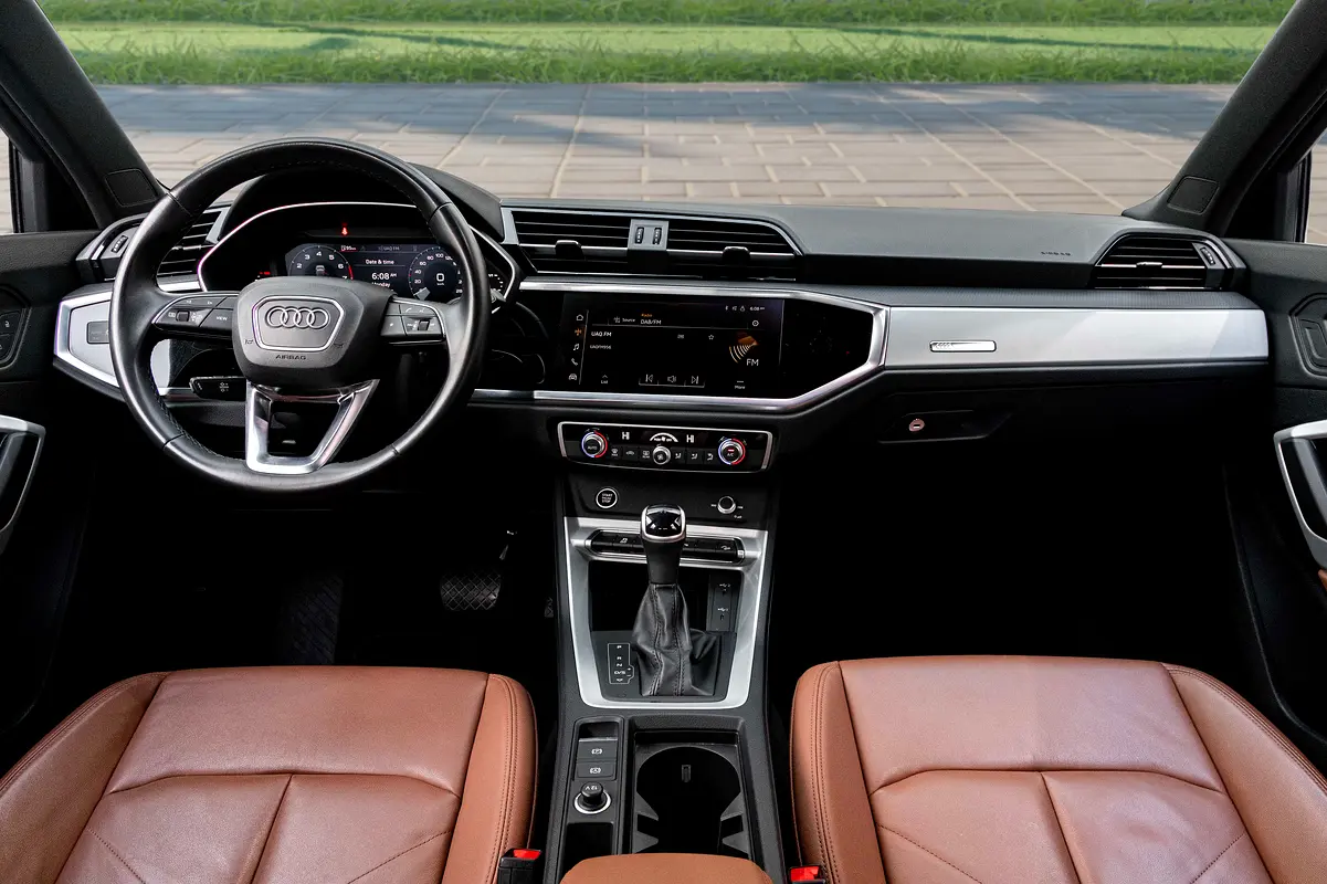 AUDI Q3 35 TFSI 2023 - photo 8 - Import Émirats | International Cars