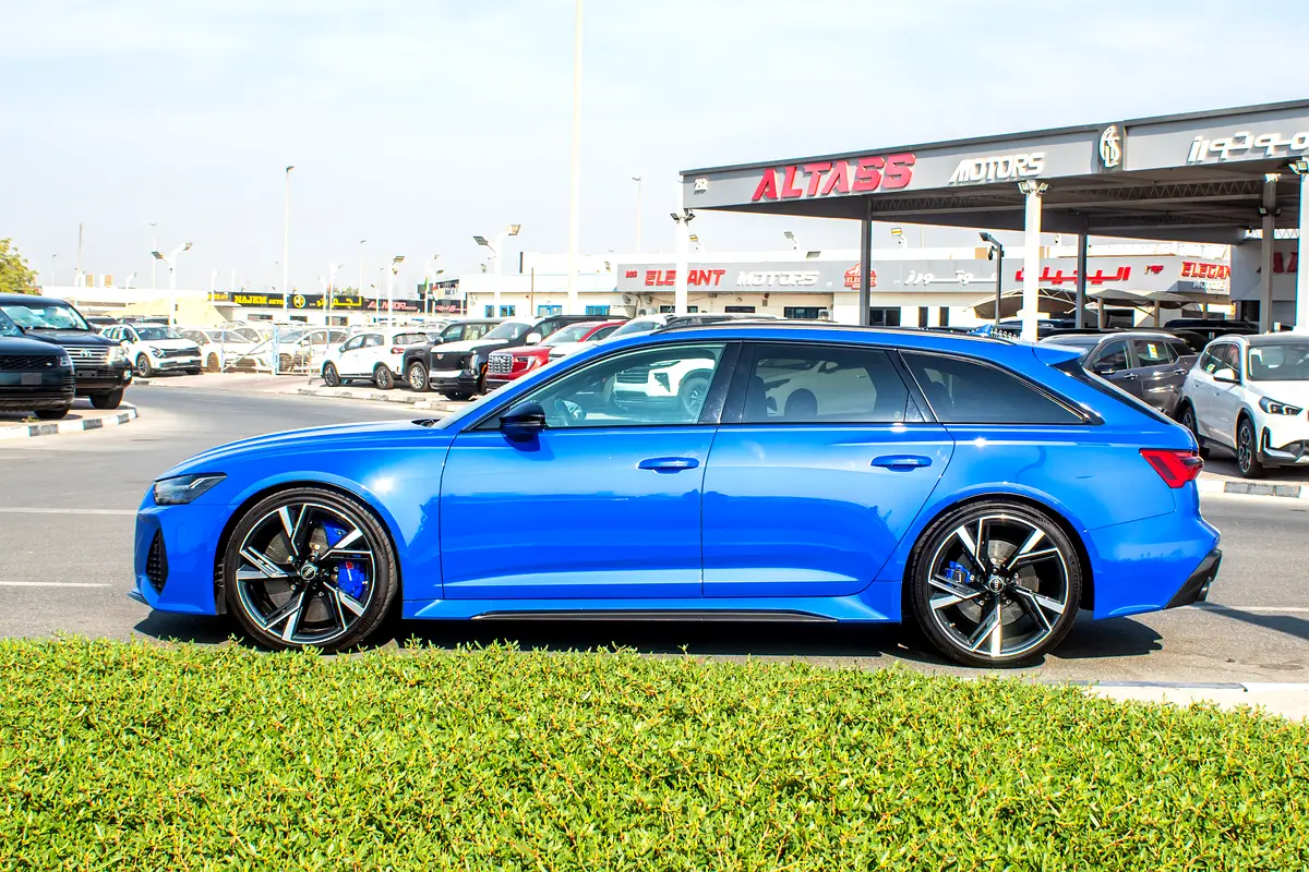 AUDI S6/RS6 4.0 TFSI quattro 2021 - photo 5 - Import Émirats | International Cars