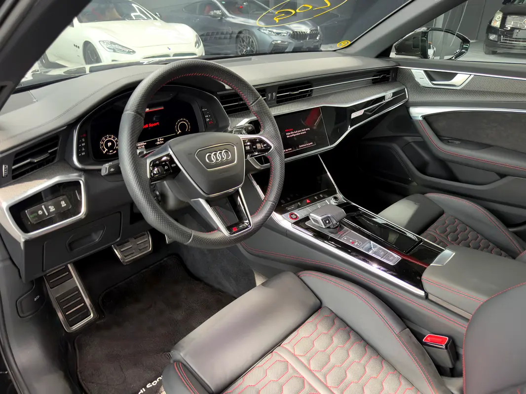 AUDI S6/RS6 4.0 TFSI quattro 2021 - photo 11 - Import Émirats | International Cars