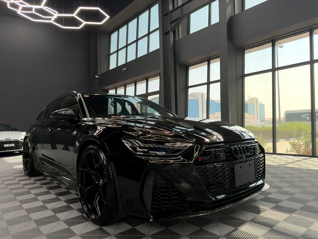 AUDI S6/RS6 4.0 TFSI quattro 2021 - photo 3 - Import Émirats | International Cars