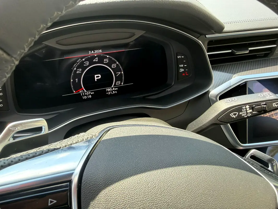 AUDI S6/RS6 4.0 TFSI quattro 2025 - photo 12 - Import Émirats | International Cars