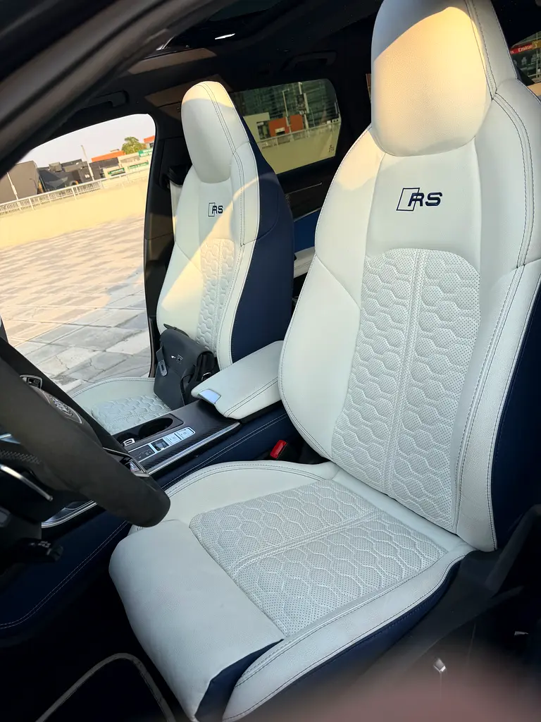 AUDI S6/RS6 4.0 TFSI quattro 2021 - photo 11 - Import Émirats | International Cars