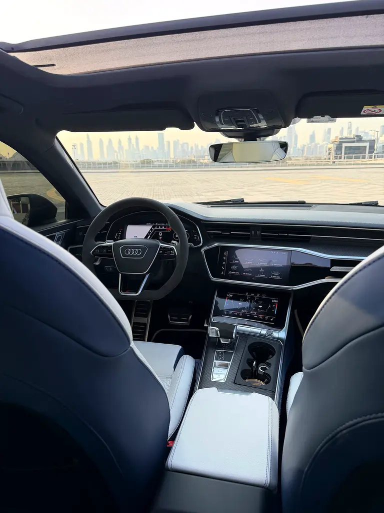 AUDI S6/RS6 4.0 TFSI quattro 2021 - photo 12 - Import Émirats | International Cars