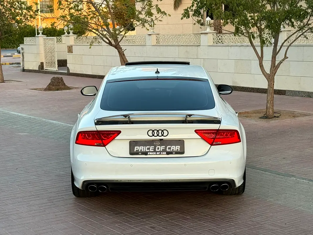 AUDI S7/RS7 4.0 TFSI quattro 2014 - photo 2 - Import Émirats | International Cars