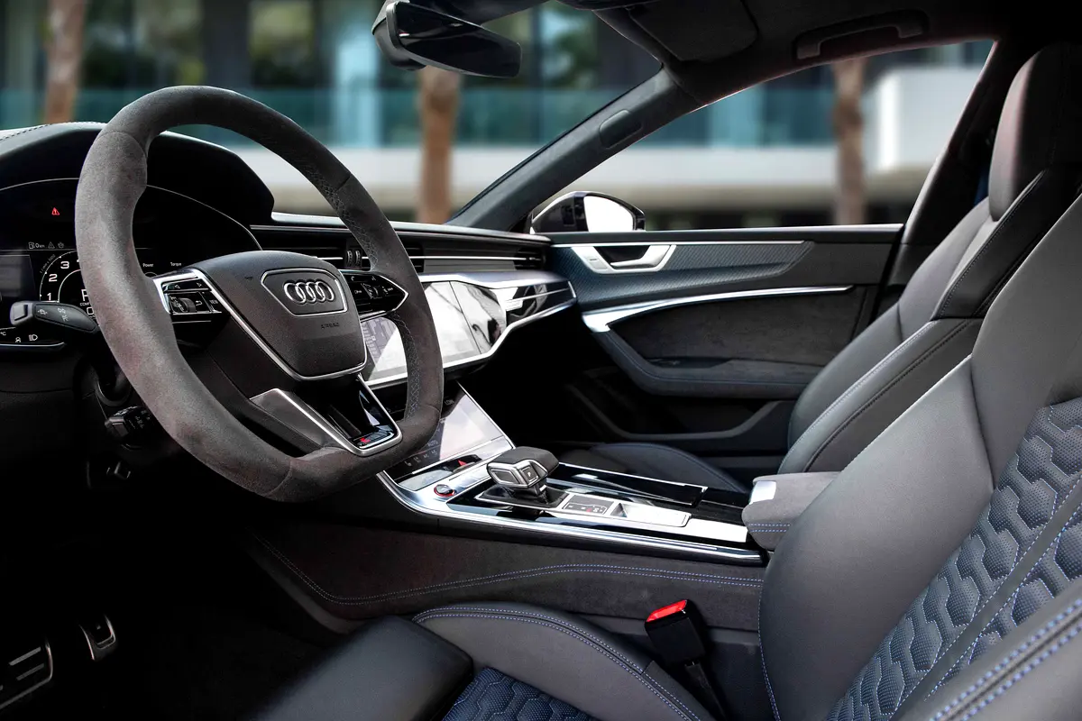 AUDI S7/RS7 Performance 4.0 TFSI 2025 - photo 9 - Import Émirats | International Cars