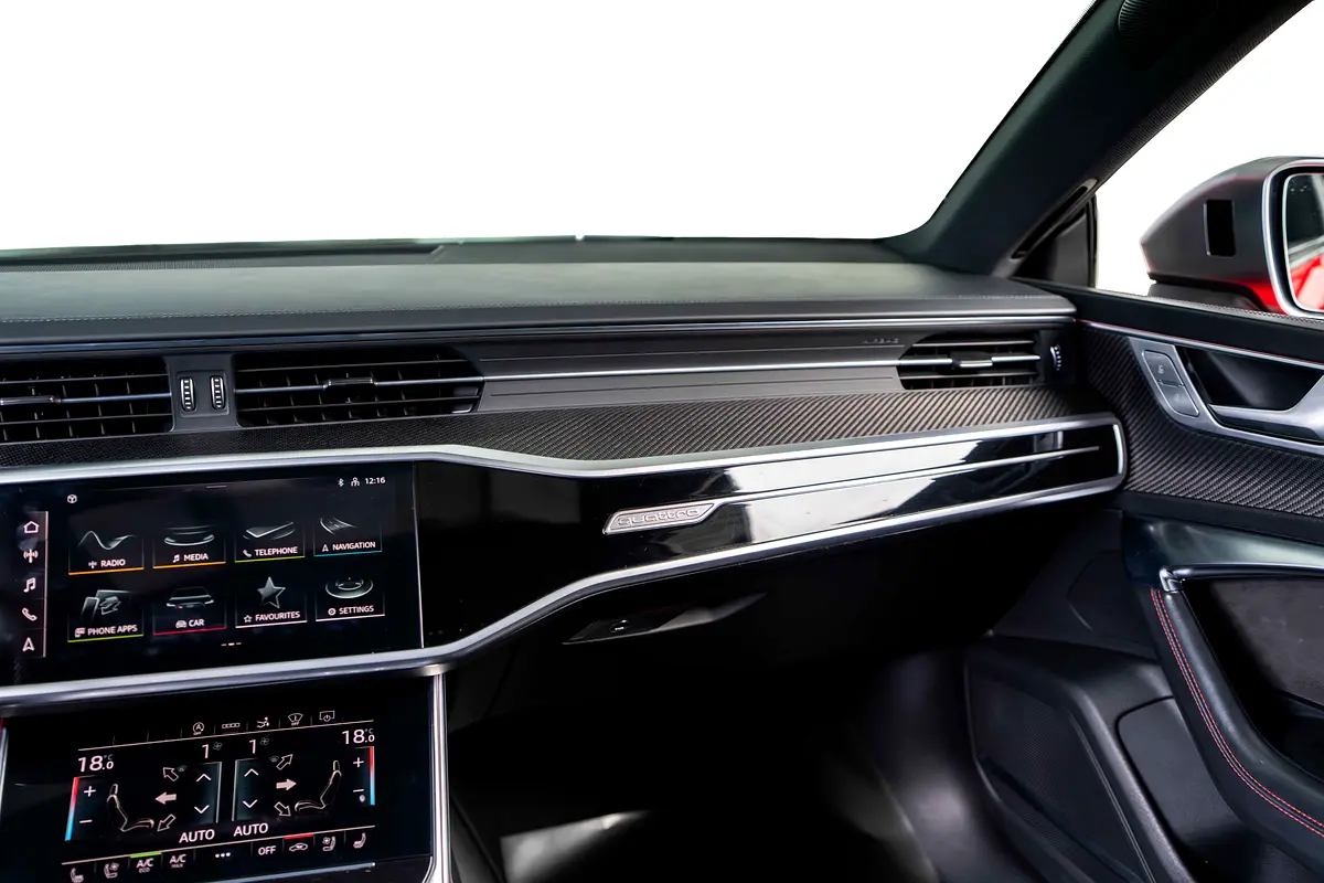 AUDI S7/RS7 4.0 TFSI quattro 2021 - photo 12 - Import Émirats | International Cars