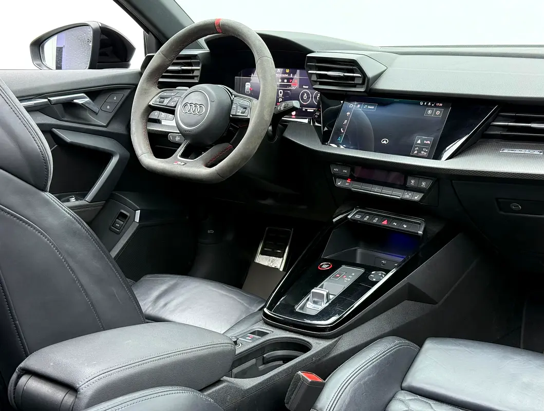 AUDI S3/RS3 2022 - photo 11 - Import Émirats | International Cars