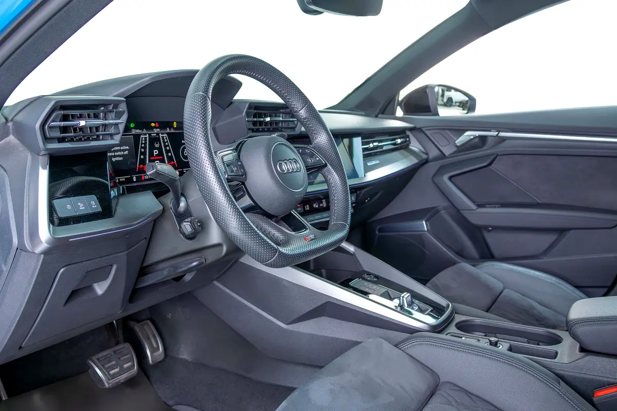 AUDI S3/RS3 2024 - photo 12 - Import Émirats | International Cars