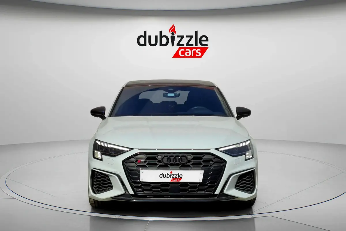 AUDI S3/RS3 Standard 2024 - photo 2 - Import Émirats | International Cars