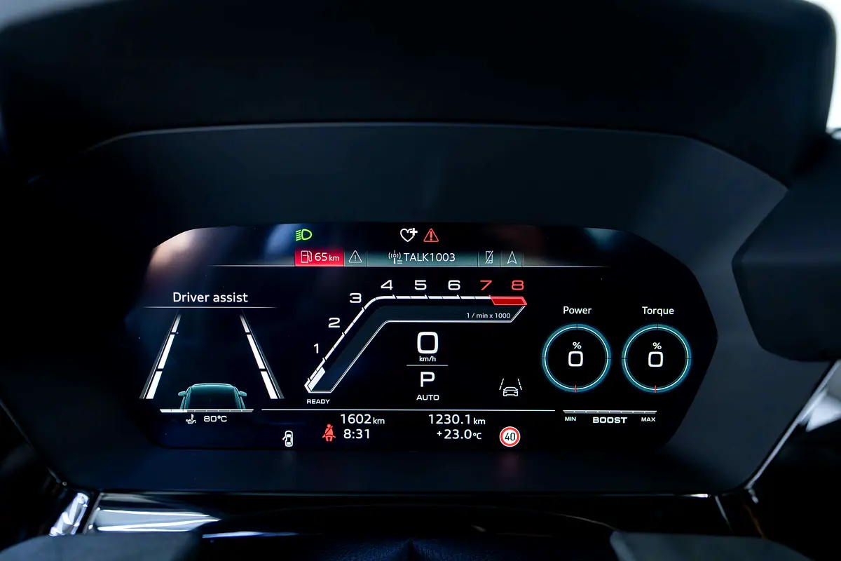 AUDI S3/RS3 2.5 TFSI quattro 2026 - photo 11 - Import Émirats | International Cars