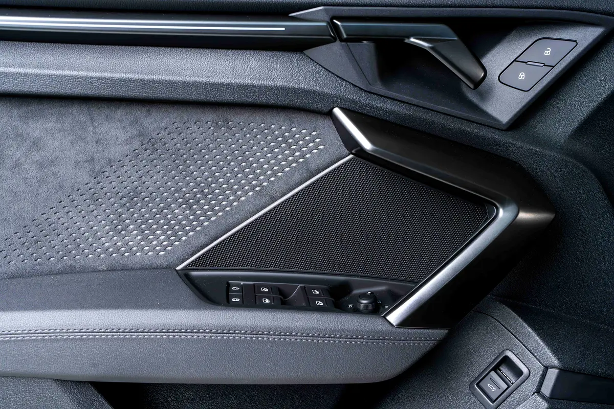 AUDI S3/RS3 2.5 TFSI quattro 2026 - photo 12 - Import Émirats | International Cars