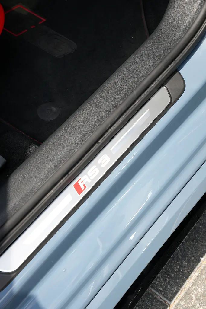 AUDI S3/RS3 2024 - photo 8 - Import Émirats | International Cars